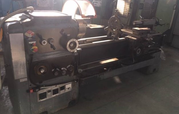 Tornio tradizionale parallelo MERLI CLOVIS 220 x 1500
